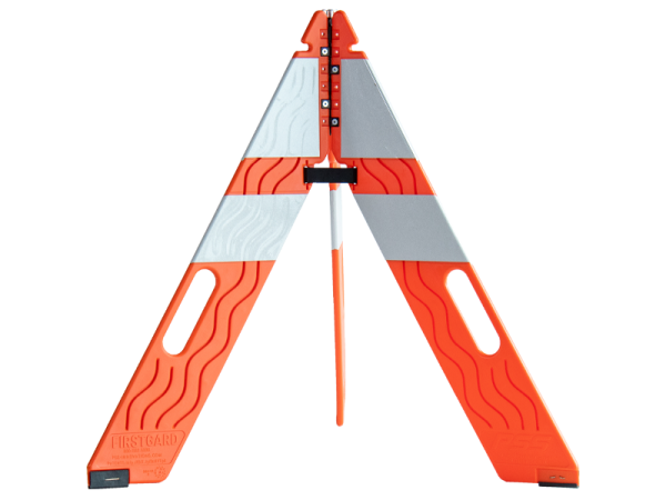 FirstGard Folding Traffic Cones with Bag (set of 5)
