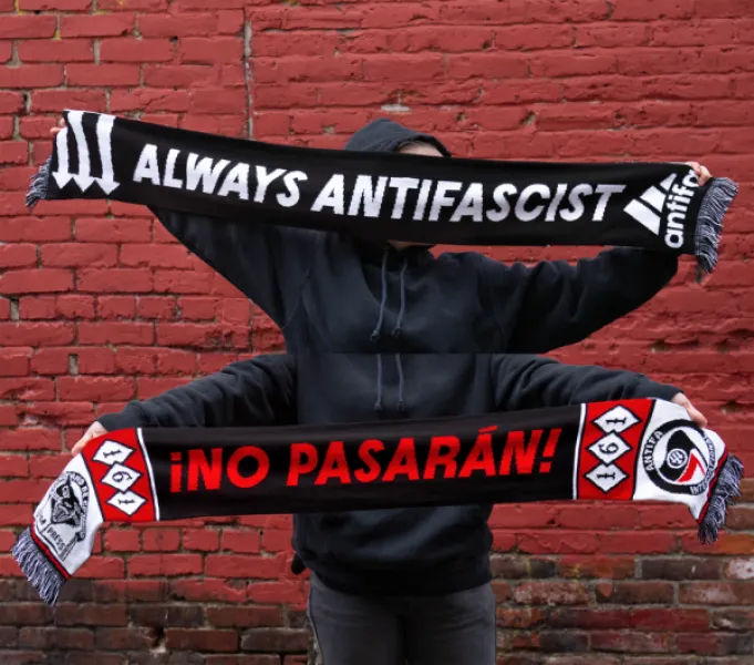 ALWAYS ANTIFASCIST ¡NO PASARÁN Football Scarf