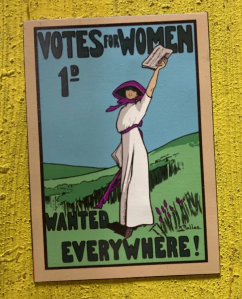 Vinyl Magnet - Votes For Women
